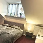 In Pellingen Near Apartament *