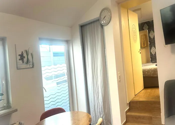 公寓 In Pellingen Near *